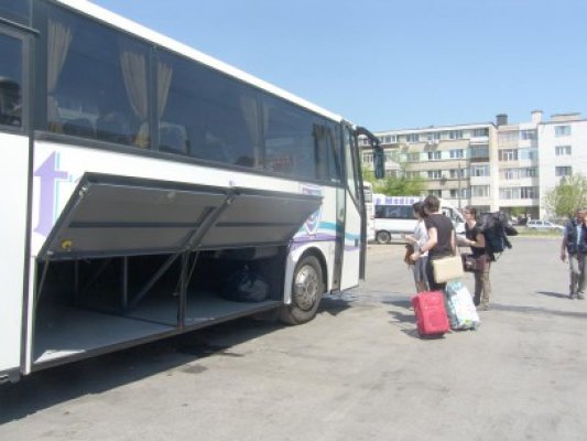 Gara Constanţa a devenit un furnicar de oameni în minivacanţa de Paşte